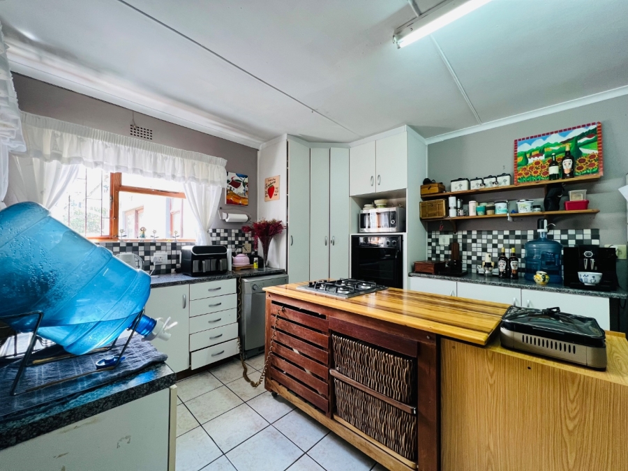 3 Bedroom Property for Sale in Loerie Park Western Cape